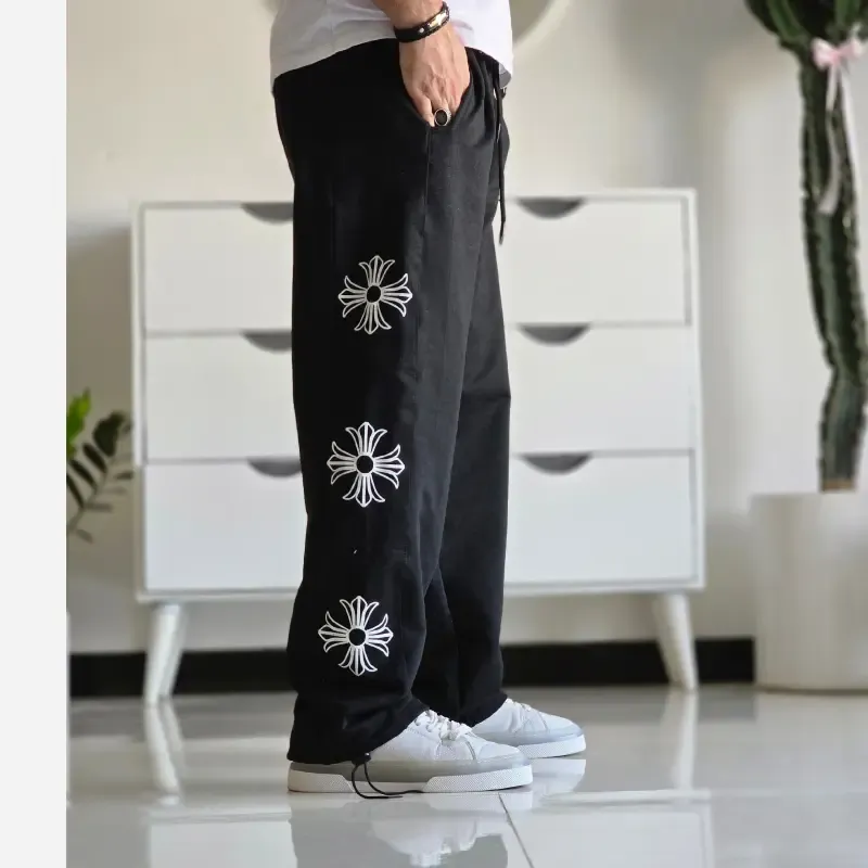 شلوار اسلش بگ کروم هارتز رنگ مشکی جنس گلکسی اسپان سایز XXL و XXXL - تصویر 4