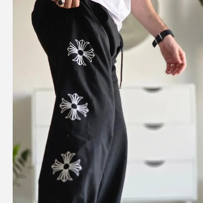 شلوار اسلش بگ کروم هارتز رنگ مشکی جنس گلکسی اسپان سایز XXL و XXXL - تصویر 2