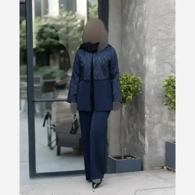 کت و شلوار زنانه مجلسی کرپ کنزو و ژاکارد سنگدوزی شده مدل افسون سایز 40 تا 50 رنگ مشکی موکا سورمه ای - تصویر 2