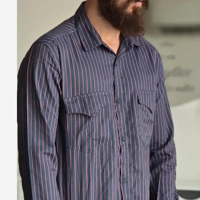 پیراهن جین آستین بلند دو جیب مردانه پارچه جین کاغذی کشی سایز M تا XXL - تصویر 4